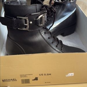 Michael kors black boots size 5.5